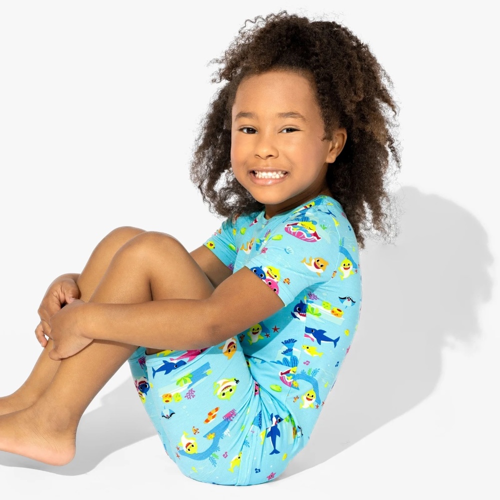 NEW Bellabu Bear Bamboo "Baby Shark" 2-Pc Short Pajamas, Sz 18-24 Mo - Picture 4 of 5